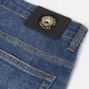 Dżinsy slim fit z numerem produktu