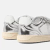 Metaliczne sneakersy Greca Court
